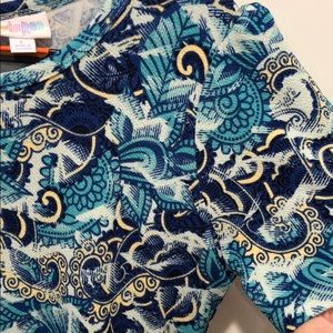 Gorgeous ocean like print 🌊 Lularoe Amelia dress